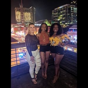 Meet your Posher, Lejla